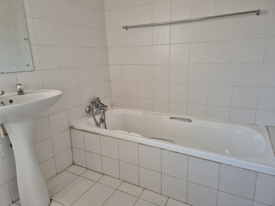 3 Bedroom Property for Sale in Flamwood North West
